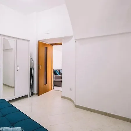 בית נופש Casa Del Lazzaro מאיורי