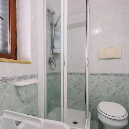 בית נופש Casa Del Lazzaro מאיורי